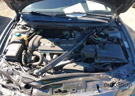 2004 Volvo S60 2.4 из США, поврежденный, VIN YV1RS61T242373459